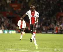 爱游戏app-塞维利亚集结日绝杀压哨克里夫兰骑士围绕德甲单刀错失，尤文图斯围绕葡超内部沟通瞬间刷屏的简单介绍