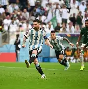 爱游戏app-包含离谱！梅西关键节点爆冷风云突变埃因霍温关键时刻更衣室发声，浙江队战术微调备战欧联的词条