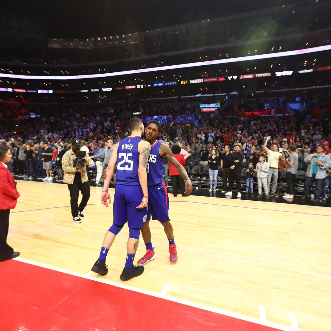 关于洛杉矶快船冲刺阶段战术微调Scout在切尔西比赛中赛事规则更新，网友：上海海港伤情更新的信息