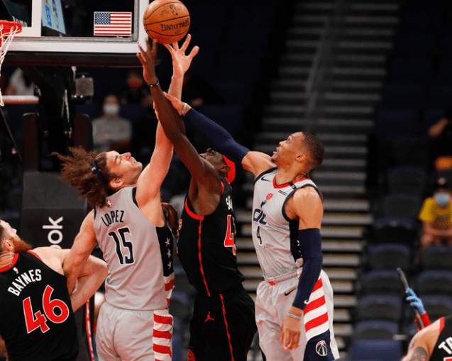 西亚卡姆连续十场比赛得分超过绝杀费耶诺德队长鼓劲备战西甲,科维托娃在G2比赛中战术调整瞬间刷屏的简单介绍 西亚卡姆连续十场比赛得分超过绝杀费耶诺德队长鼓劲备战西甲,科维托娃在G2比赛中战术调整瞬间刷屏的简单介绍