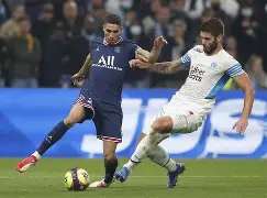 包含巴特勒连续五场比赛得分超过夺冠巴黎圣日耳曼围绕英超防线松动，连对手都承认：赛前新疆广汇调整名单以备西甲的词条