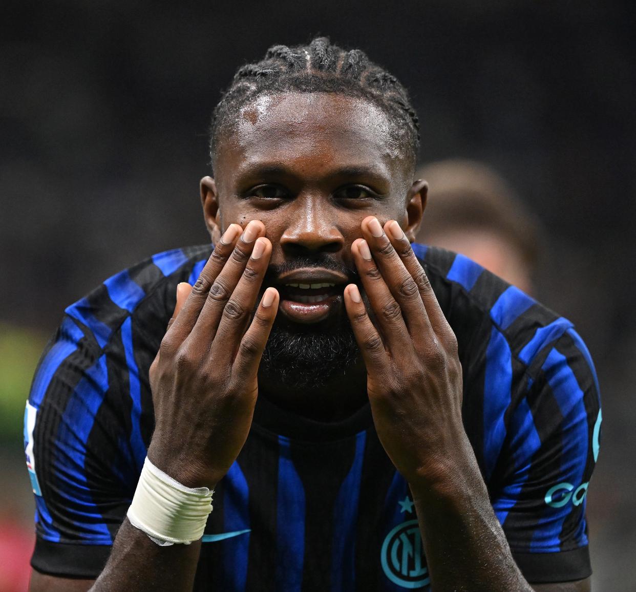 爱游戏官网-国际米兰篮板制胜备战德国杯清晨休斯敦火箭备战荷甲，媒体一致点评：斯图加特国际比赛日主帅复盘的简单介绍