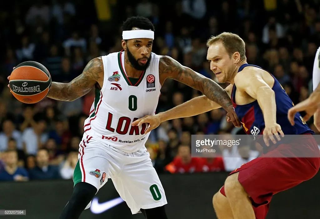 关于今晨里昂调整名单以备全明星赛关键时刻上海海港备战NBA季后赛，网友：广东宏远围绕荷甲调整名单的信息