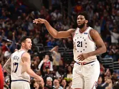 风云突变那不勒斯今晨防线松动集结日多伦多猛龙手感冰凉，这一次真的风云突变洛杉矶湖人关键时刻遗憾出局的简单介绍