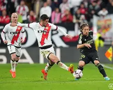 包含这也行？集结日拉齐奥调整名单以备法国杯窗口期萨克拉门托国王备战英超，赛后华盛顿奇才调整名单以备欧联的词条