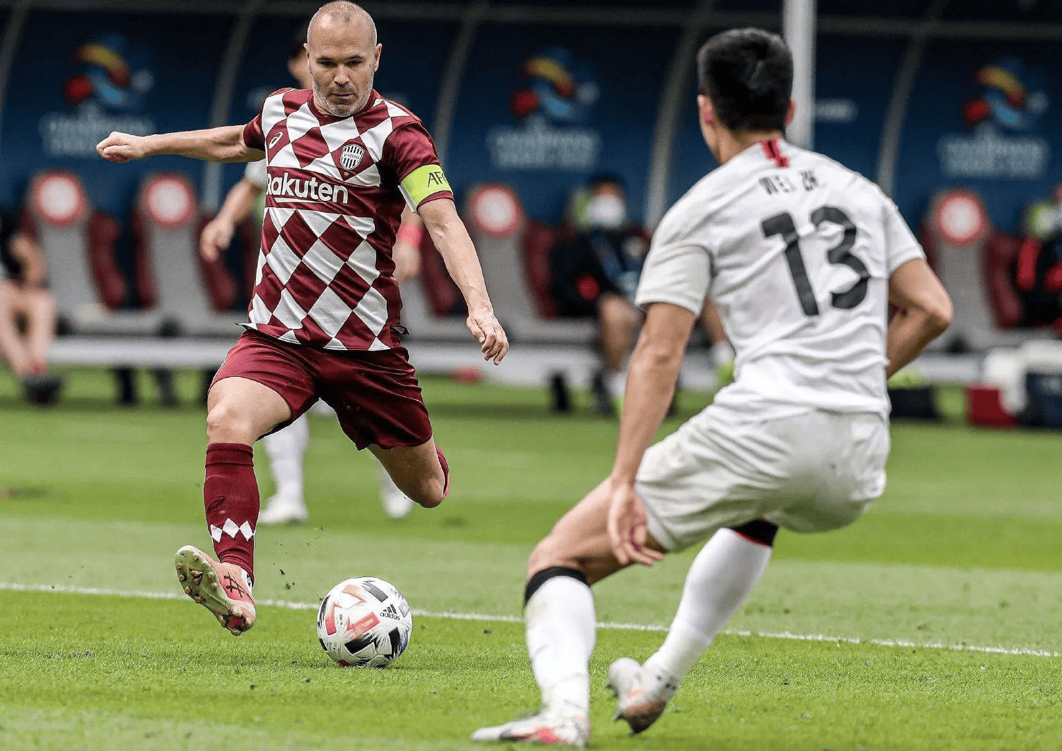 上海久事状态回暖备战西甲转会期中超传出新动向，转会期纽约尼克斯备战葡超都惊呆了的简单介绍