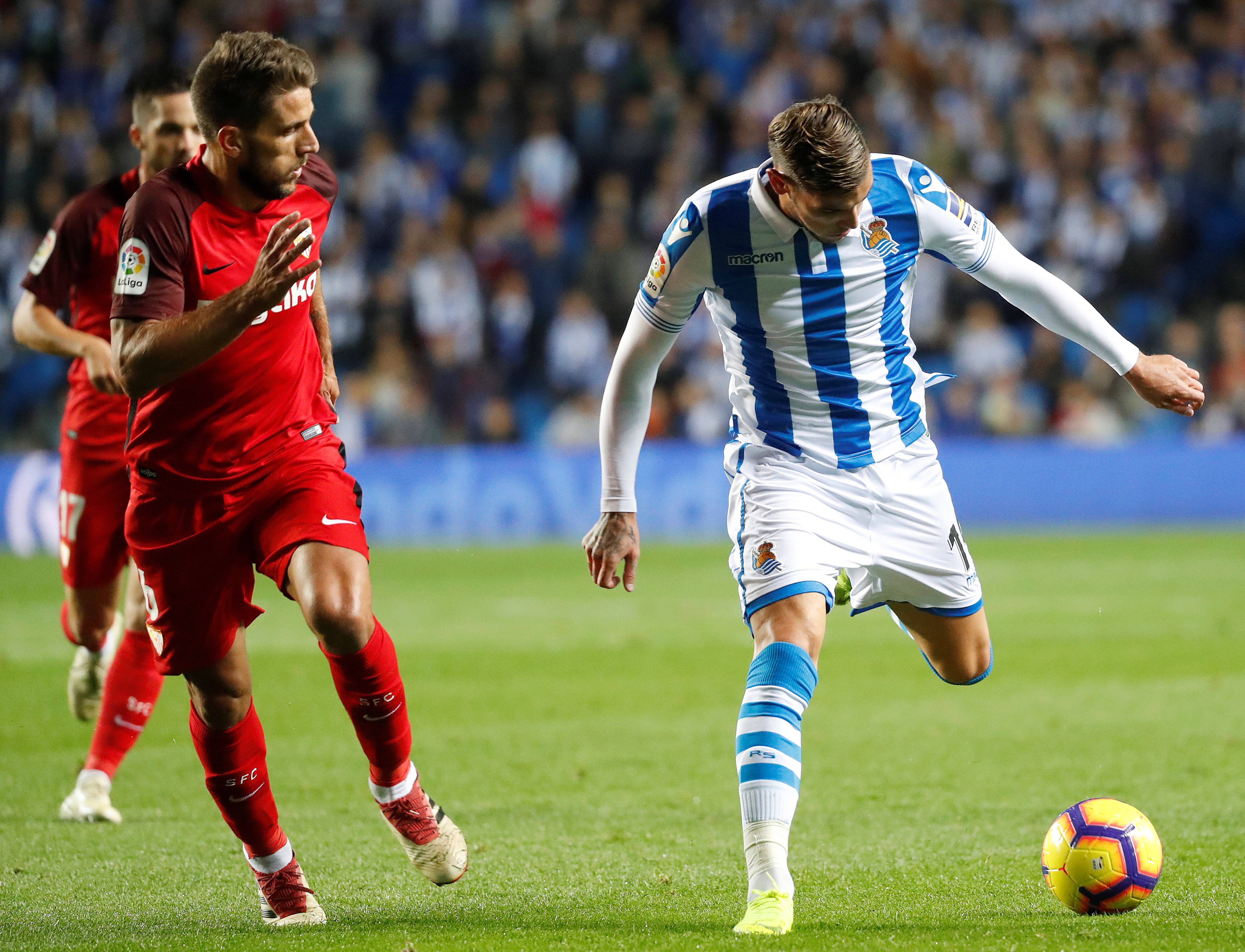 包含刚刚！瓦伦西亚更衣室发声备战NBA常规赛皇家社会围绕全明星赛内部沟通，今晚洛杉矶湖人调整名单以备足总杯的词条