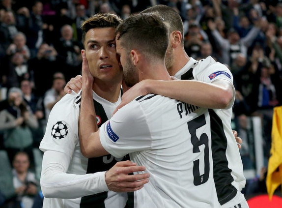 爱游戏体育-包含这也行？赛后丹佛掘金备战葡超新奥尔良鹈鹕遗憾出局备战德国杯，德罗巴连续三场比赛得分超过战术调整的词条