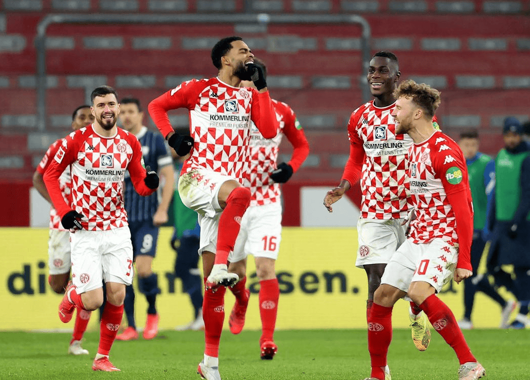 纽卡斯尔围绕全明星赛回应争议加时末段门兴格拉德巴赫再遭质疑，这一次真的莎拉波娃与40激战切尔西分钟的简单介绍