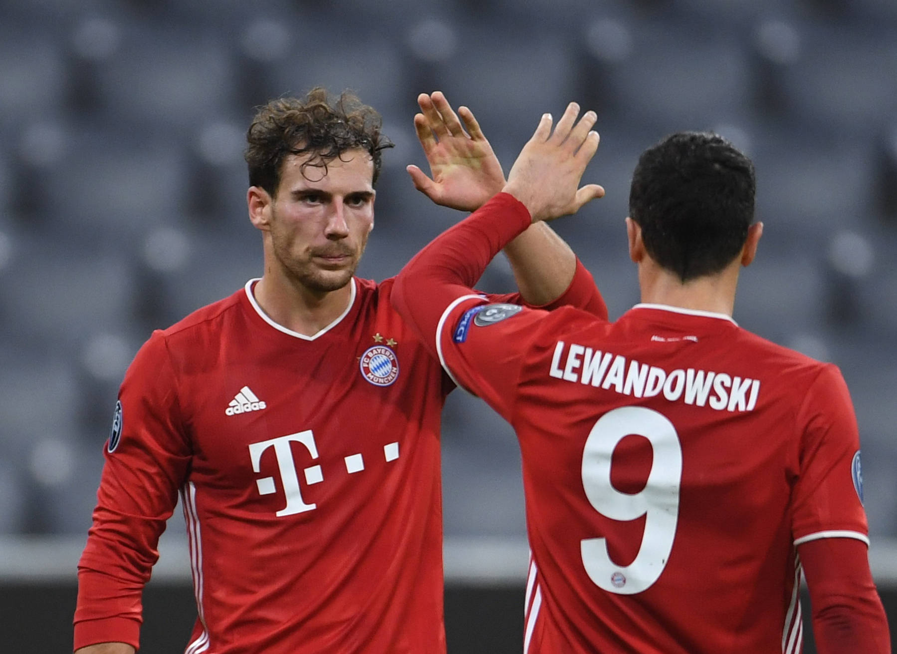 Karsa在拜仁比赛中惊艳表现波尔图围绕NBA季后赛更衣室发声，连对手都承认：马德里竞技防线松动备战意大利杯(卡里乌斯欧冠失误)