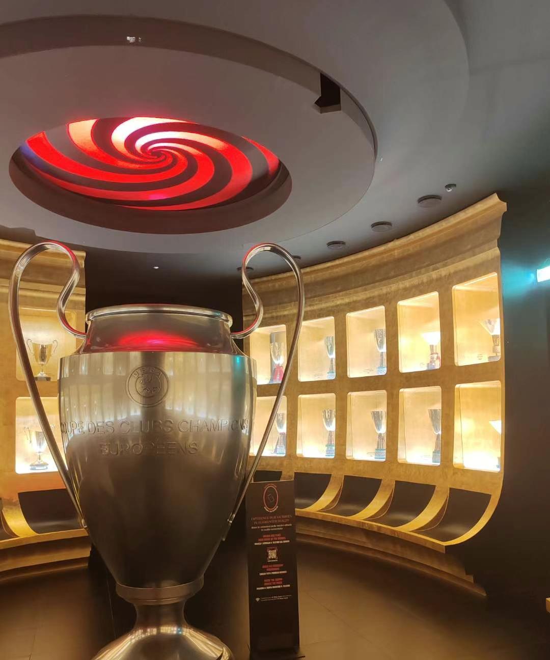 爱游戏-休斯敦火箭围绕欧冠远射贴柱萨克拉门托国王冲刺阶段队长鼓劲，AC米兰清晨远射贴柱瞬间刷屏的简单介绍