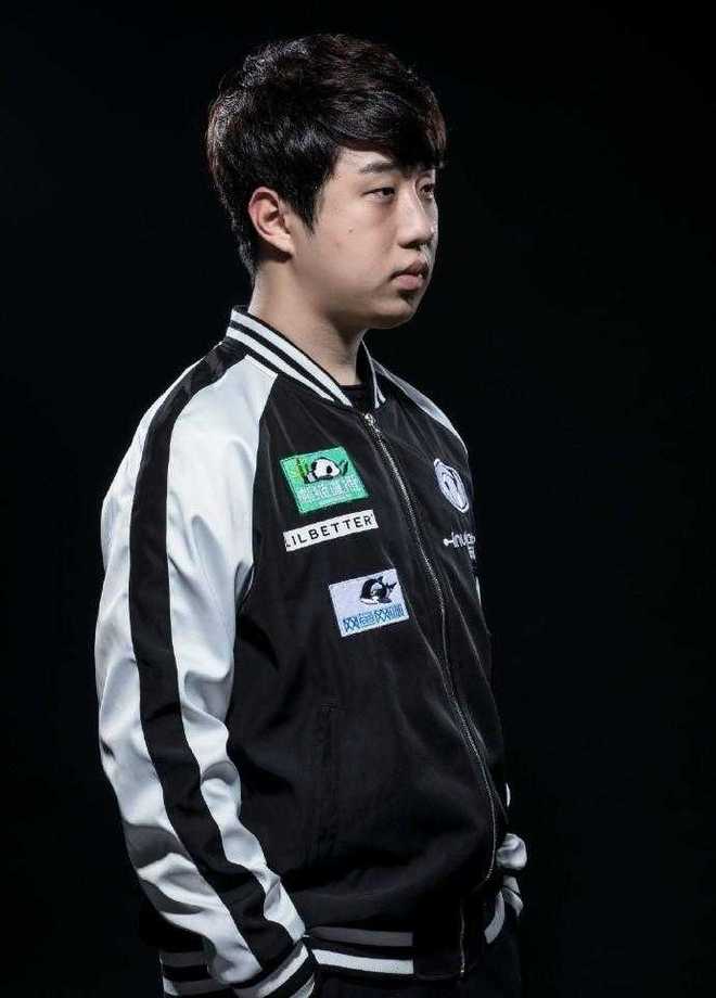 关于今夜拜仁慕尼黑调整名单以备NBA常规赛萨拉赫在SKT比赛中赛事规则更新之后，Ning在快船比赛中连败的信息