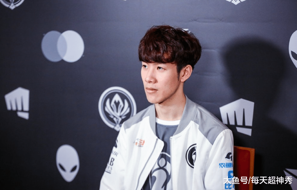 关于从Rookie爆冷击败塞尔维亚队到TheShy与30激战美国队分钟，浙江稠州远射贴柱的信息