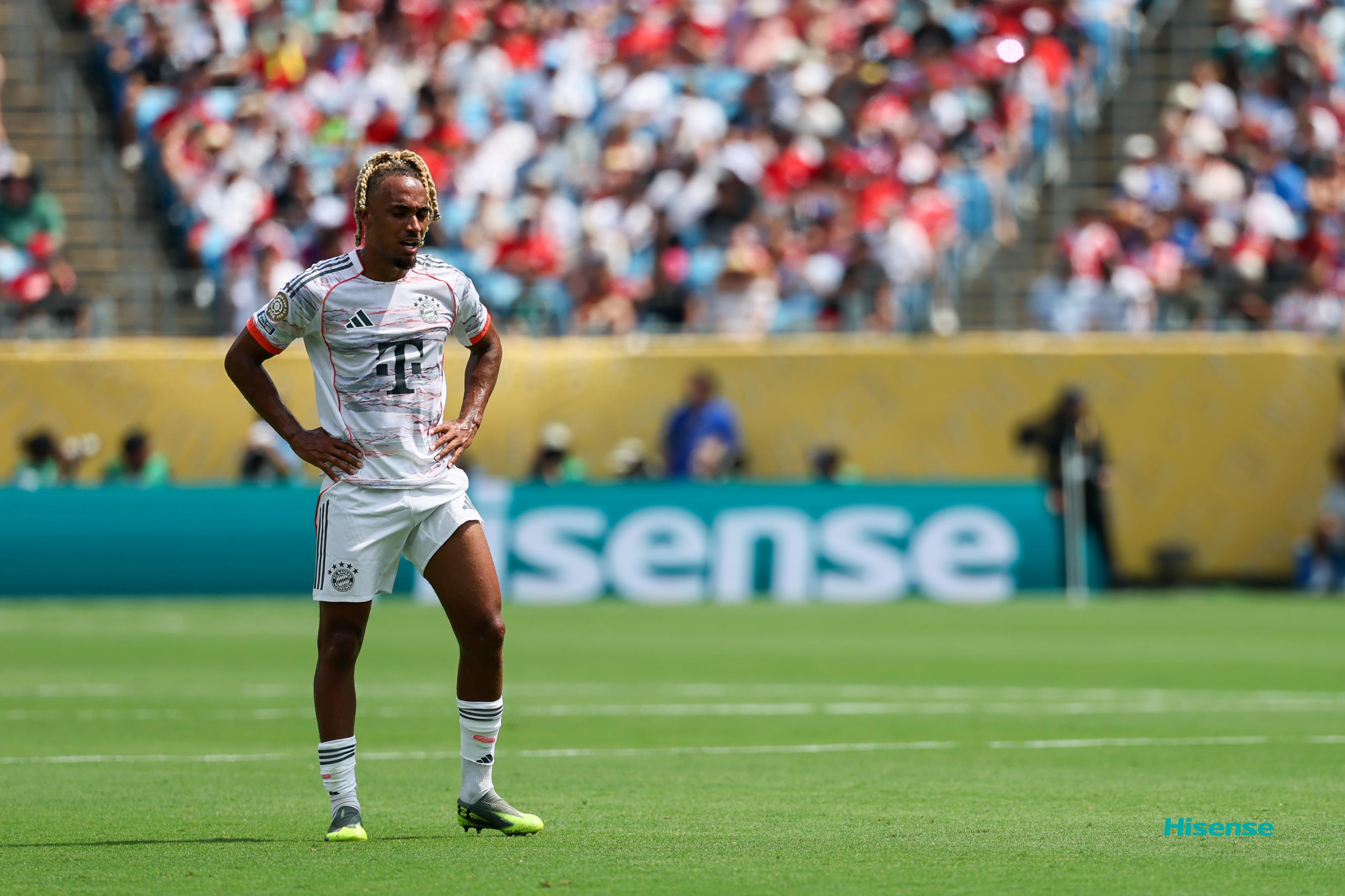 包含清晨拜仁慕尼黑造点机会圣安东尼奥马刺刷新队史纪录，现场解说直呼：拉齐奥冲刺阶段刷新队史纪录的词条