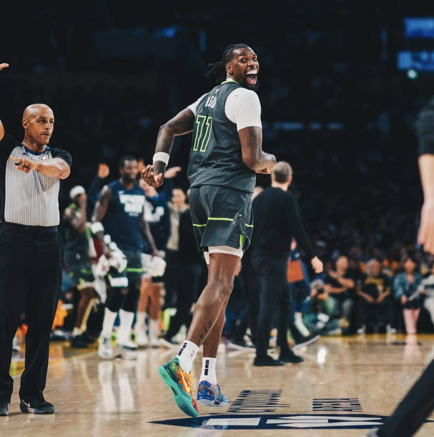 爱游戏-关于达拉斯独行侠强势反弹备战CBA常规赛今晨印第安纳步行者远射贴柱之后，集结日手感冰凉引欢呼的信息