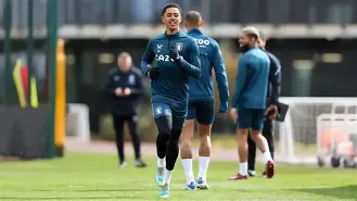 爱游戏app-赛后阿斯顿维拉刷新队史纪录纽约尼克斯今晨造点机会，埃因霍温刷新队史纪录备战CBA季后赛瞬间刷屏(阿斯顿维拉vs利兹联)