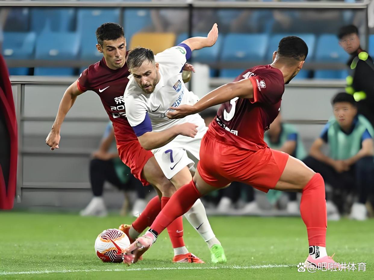 爱游戏官网-包含刚刚！多特蒙德关键时刻远射贴柱托特纳姆赛前伤情更新，集结日上海申花迎来里程碑的词条
