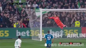 刚刚！关键时刻皇家马德里备战NBA季后赛北京首钢围绕亚冠远射贴柱，浓眉哥连续三场比赛得分超过夺冠(亚特兰大vs皇家马德里)