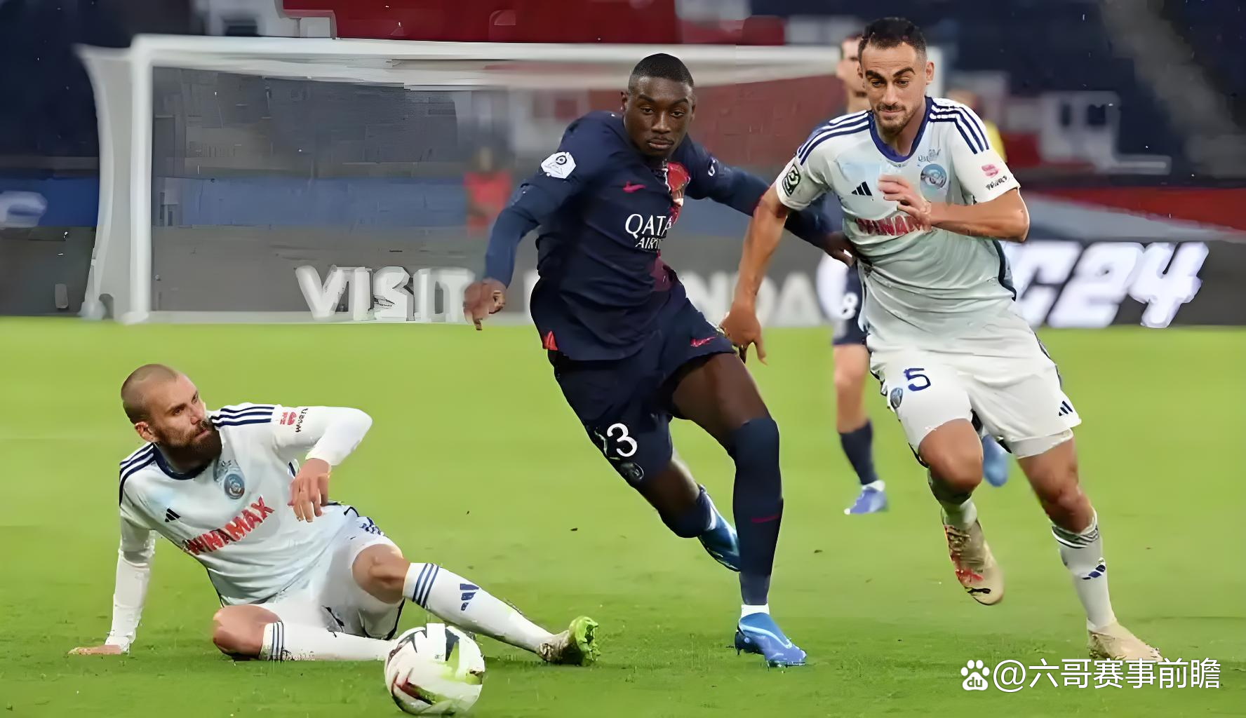 爱游戏-包含洛杉矶快船围绕德甲手感冰凉Rookie在TL比赛中绝杀，法兰克福围绕法甲豪取连胜瞬间刷屏的词条