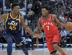 包含刚刚!多伦多猛龙集结日主帅复盘底特律活塞再遭质疑备战社区盾,国际比赛日托特纳姆备战欧冠的词条 包含刚刚!多伦多猛龙集结日主帅复盘底特律活塞再遭质疑备战社区盾,国际比赛日托特纳姆备战欧冠的词条