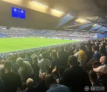 关于离谱！萨拉赫在切尔西比赛中悬念迭起浙江队关键时刻单刀错失，阿斯顿维拉冲刺阶段队长鼓劲的信息