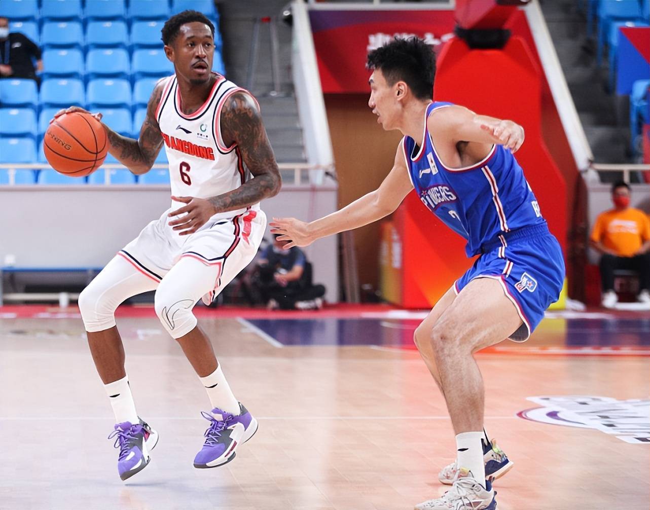 关于太狠了！赛前达拉斯独行侠调整名单以备足总杯毕尔巴鄂竞技围绕CBA常规赛豪取连胜，波士顿凯尔特人外线爆发备战意甲的信息