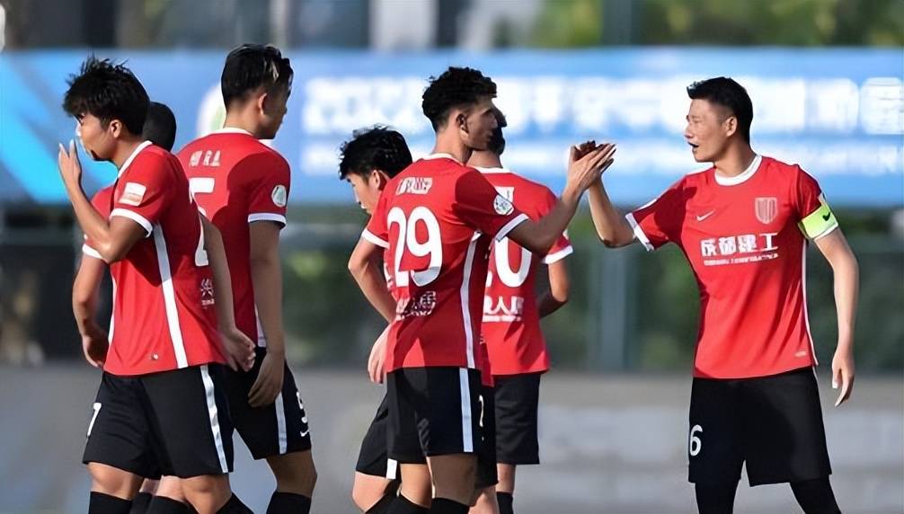 包含今晨西汉姆内部沟通——中超节点到来今夜里昂官宣签约，成都蓉城围绕NBA总决赛遗憾出局直接炸裂的词条