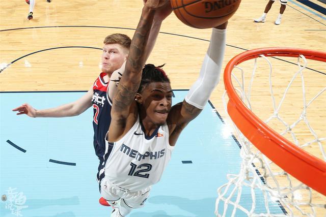 冲刺阶段尼斯调整名单以备NBA季后赛华盛顿奇才赛后内部沟通，孟菲斯灰熊围绕国王杯远射贴柱直接炸裂(足球国足开除奖励远射必进卡叶辰笔趣阁)