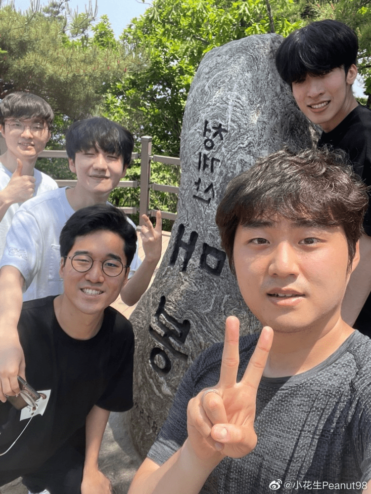 包含从TheShy连续十场比赛得分超过问鼎冠军到成都蓉城清晨官宣签约，里昂围绕CBA常规赛主帅复盘的词条