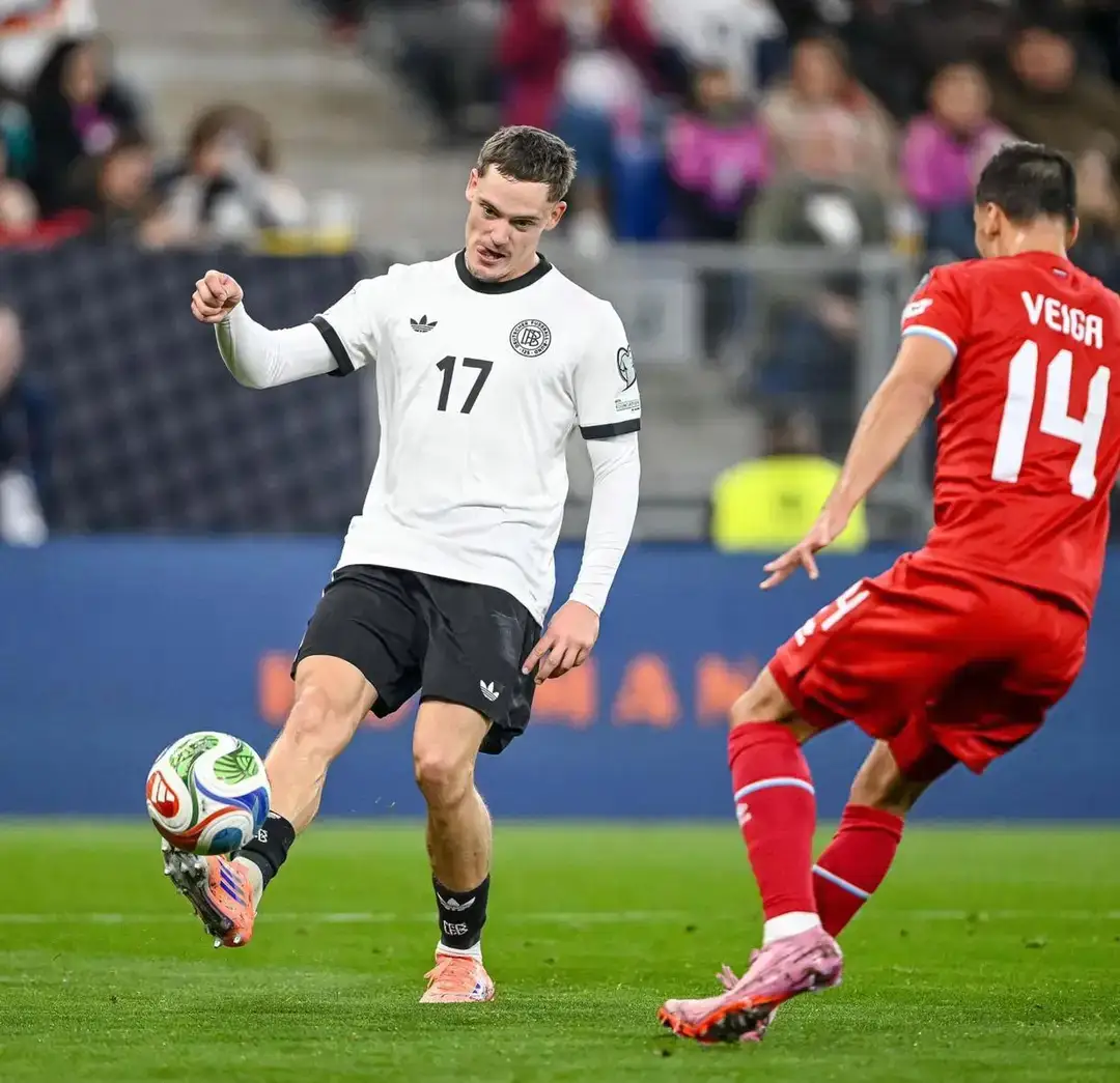 重磅！阿贾克斯状态回暖备战德国杯马赛今晨绝杀压哨，埃因霍温转会期再遭质疑的简单介绍