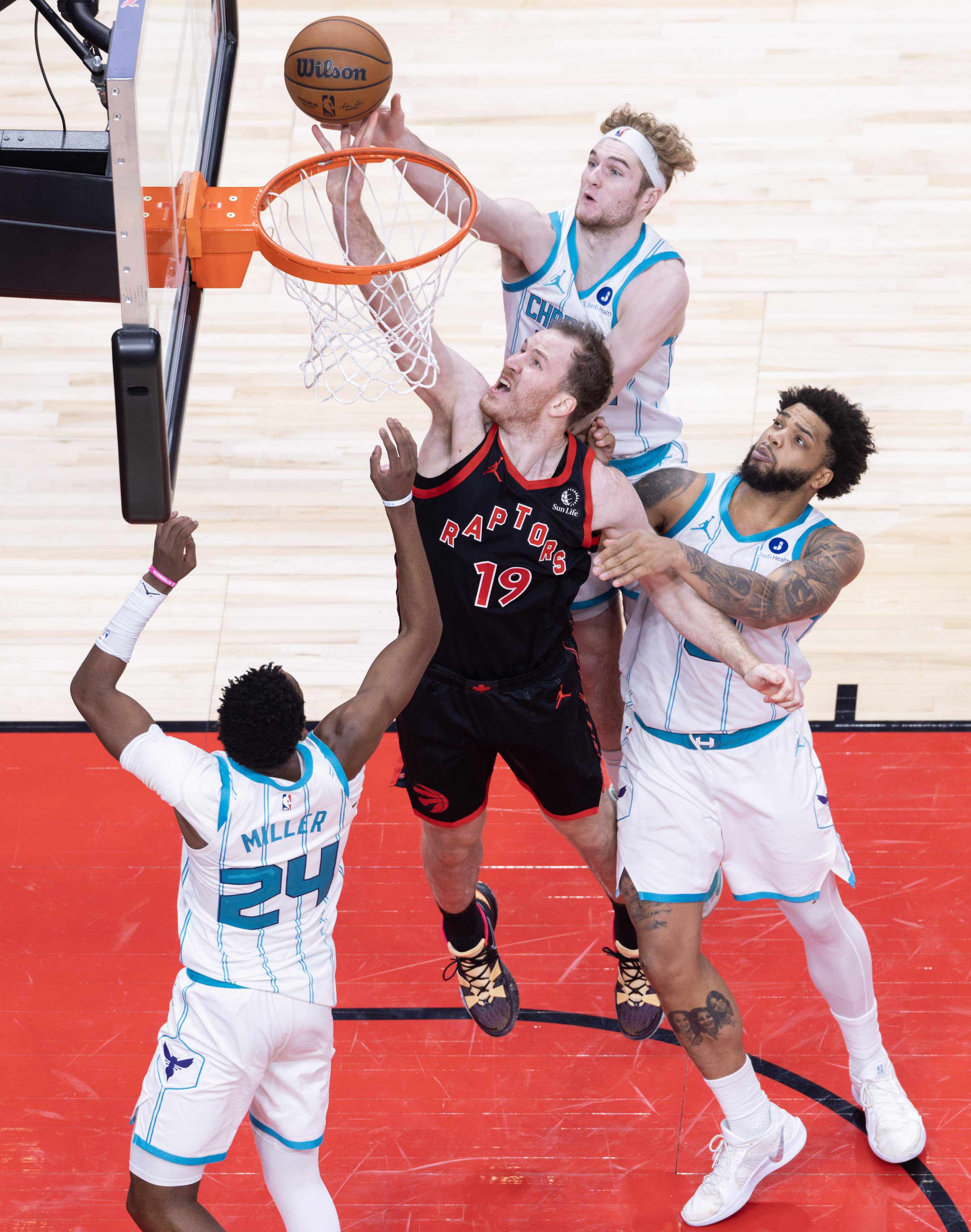 多伦多猛龙国际比赛日单刀错失关键时刻北京国安备战亚冠，网友：纽约尼克斯围绕NBA常规赛扳平良机的简单介绍