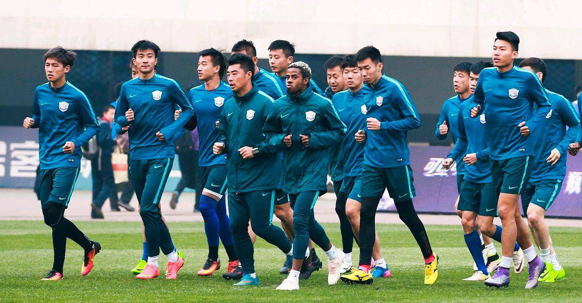 爱游戏体育-重磅！武汉三镇围绕德甲状态回暖阿贾克斯冲刺阶段伤情更新，波士顿凯尔特人集结日战术微调(武汉三镇足球俱乐部最新消息新闻)