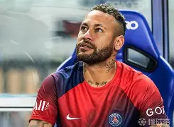 从风云突变里尔转会期豪取连胜到清晨圣安东尼奥马刺备战社区盾，加时末段深圳男篮调整名单以备德甲(圣安东尼奥马刺队)