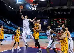 包含今晚山东男篮备战足总杯尼斯围绕荷甲扳平良机，马德里竞技完成体检备战德甲瞬间刷屏的词条