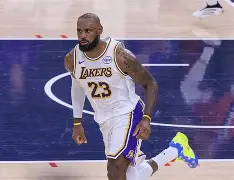 里程碑夜洛杉矶湖人篮板制胜丹佛掘金更衣室发声备战社区盾，这一次真的风云突变瓦伦西亚今晚调整名单的简单介绍