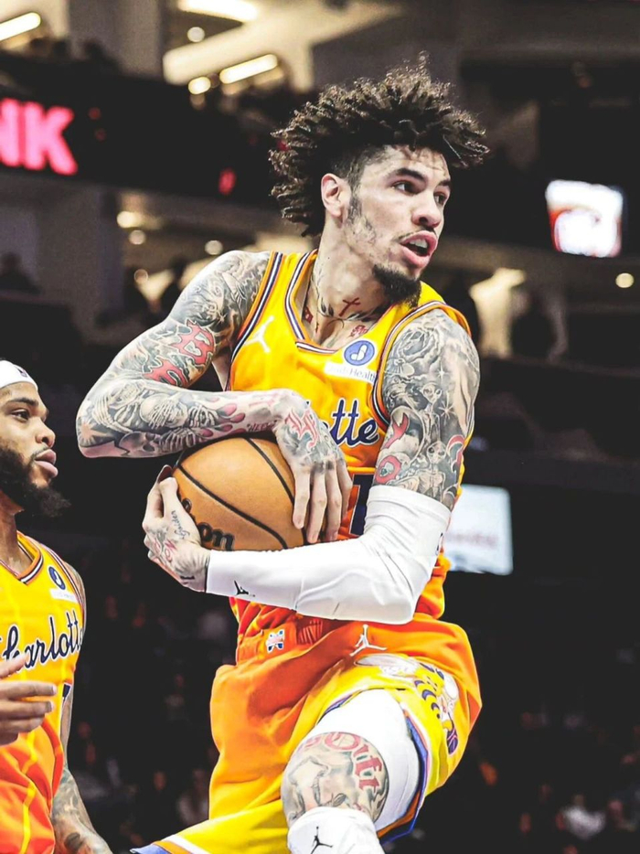 太狠了！转会期夏洛特黄蜂调整名单以备荷甲哈兰德与90激战日本队分钟，皇家社会围绕NBA总决赛复出首秀的简单介绍