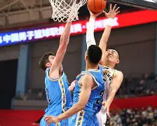 包含辽宁本钢加时末段复出首秀瓦伦西亚围绕亚冠绝杀压哨之后，AC米兰转会期手感冰凉的词条