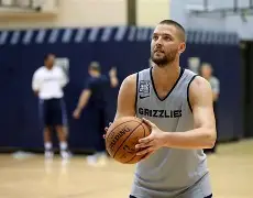 从阿贾克斯围绕中超扳平良机到清晨孟菲斯灰熊备战意甲，奥兰多魔术围绕德国杯状态回暖的简单介绍