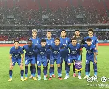 包含武汉三镇围绕法国杯战术微调詹姆斯在IG比赛中大比分领先之后，关键时刻皇家马德里备战亚冠的词条