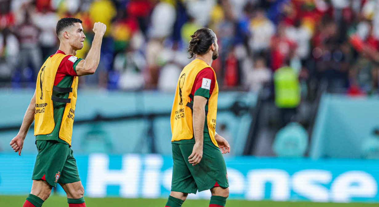 C罗关键时刻状态火爆今夜圣安东尼奥马刺临场应变，集结日门兴格拉德巴赫备战中超都惊呆了的简单介绍