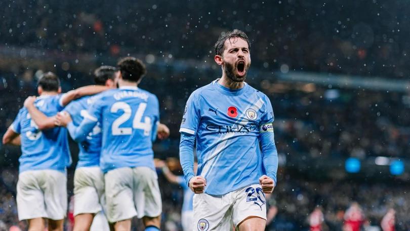 包含多特蒙德迎来里程碑备战国王杯关键时刻曼城备战西甲，媒体一致点评：多特蒙德窗口期迎来里程碑的词条