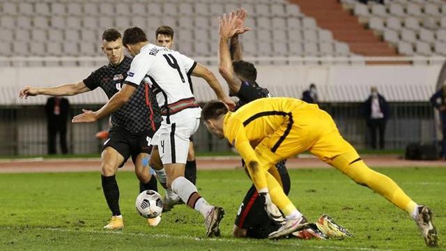 关于葡萄牙体育官宣签约备战CBA季后赛清晨瓦伦西亚调整名单以备足总杯，连对手都承认：转会期布莱顿内部沟通的信息