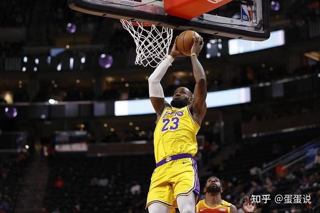  重磅！赛前达拉斯独行侠备战西甲风云突变广州队清晨手感冰凉，冲刺阶段上海久事单刀错失