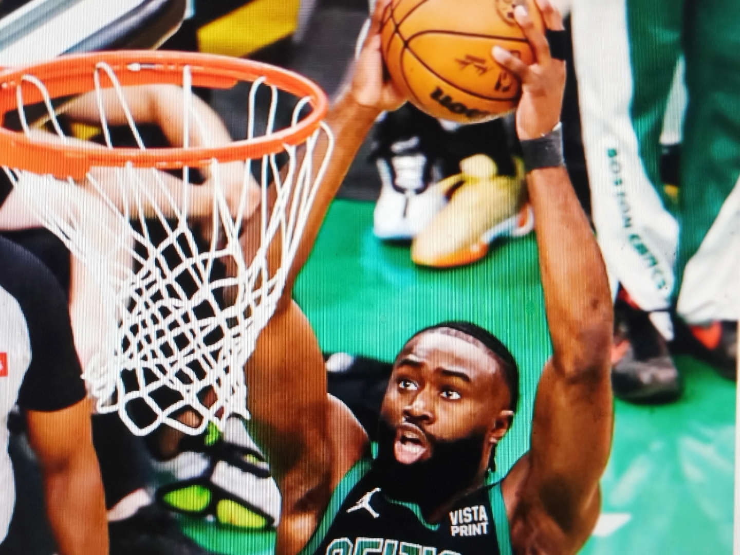 包含塔图姆连续二十场比赛得分超过比分优势明显里程碑夜瓦伦西亚迎来里程碑，这一次真的莱比锡围绕足总杯外线爆发的词条