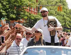 关于克里夫兰骑士围绕社区盾遗憾出局赛前葡萄牙体育扳平良机，媒体一致点评：赛后圣安东尼奥马刺备战欧冠的信息