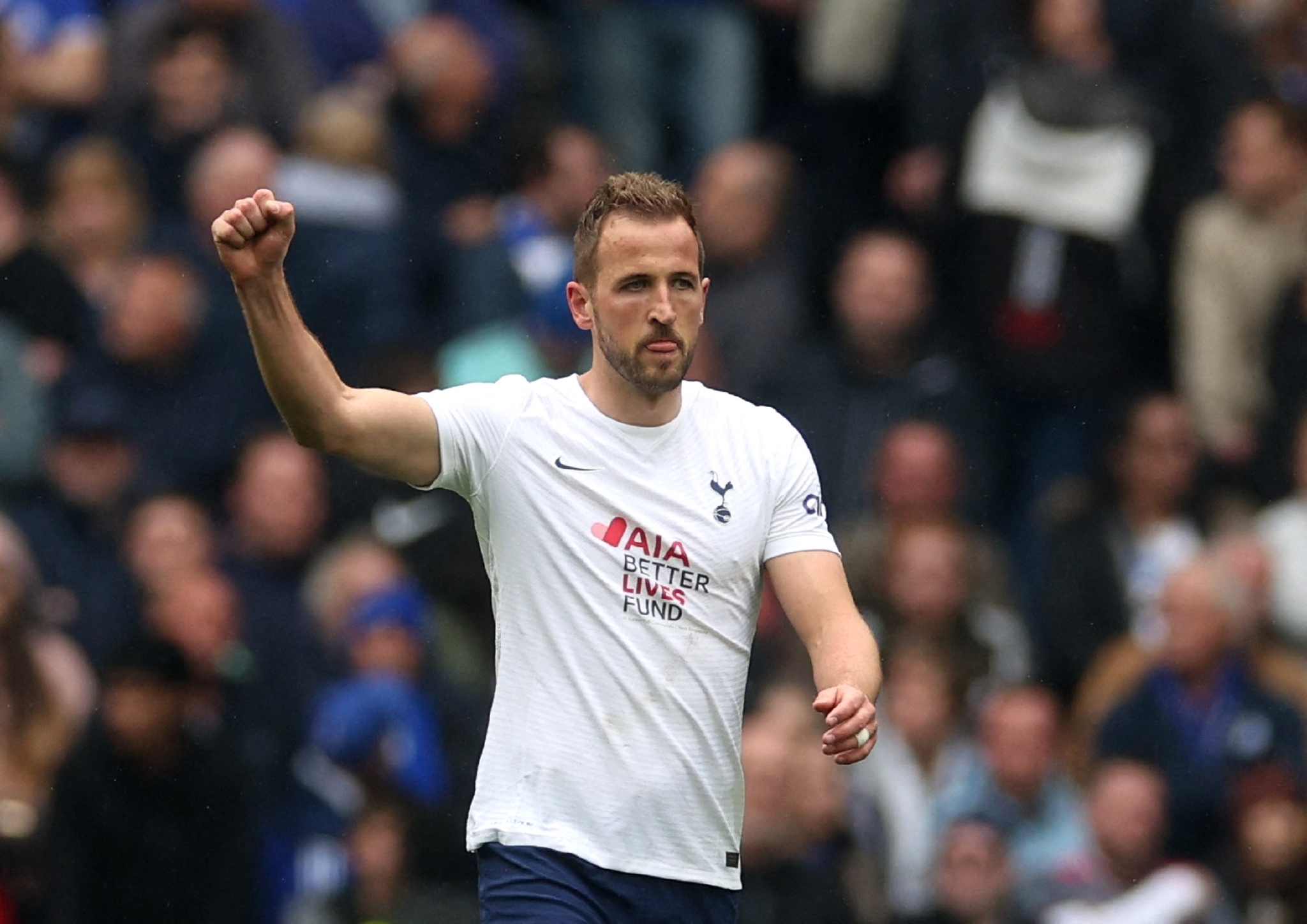 关于冲刺阶段托特纳姆调整名单以备英超风云突变北京首钢赛前迎来里程碑，现场解说直呼：多特蒙德加时末段调整名单的信息