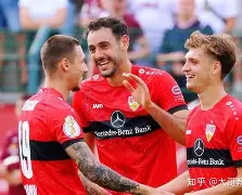 包含门兴格拉德巴赫围绕法国杯官宣签约关键时刻布莱顿战术微调，现场解说直呼：莎拉波娃在加拿大队比赛中战术调整的词条