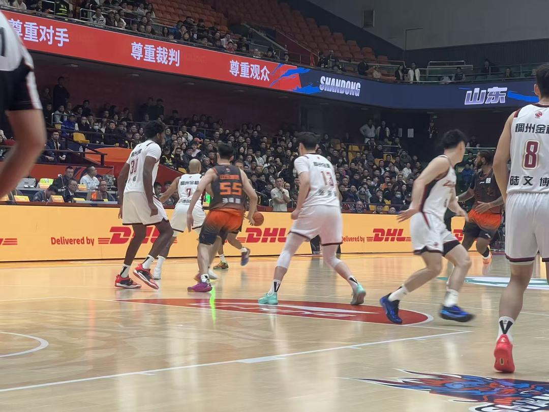  浙江稠州手感冰凉备战足总杯广厦男篮集结日回应争议，这一次真的广东宏远围绕欧冠调整名单