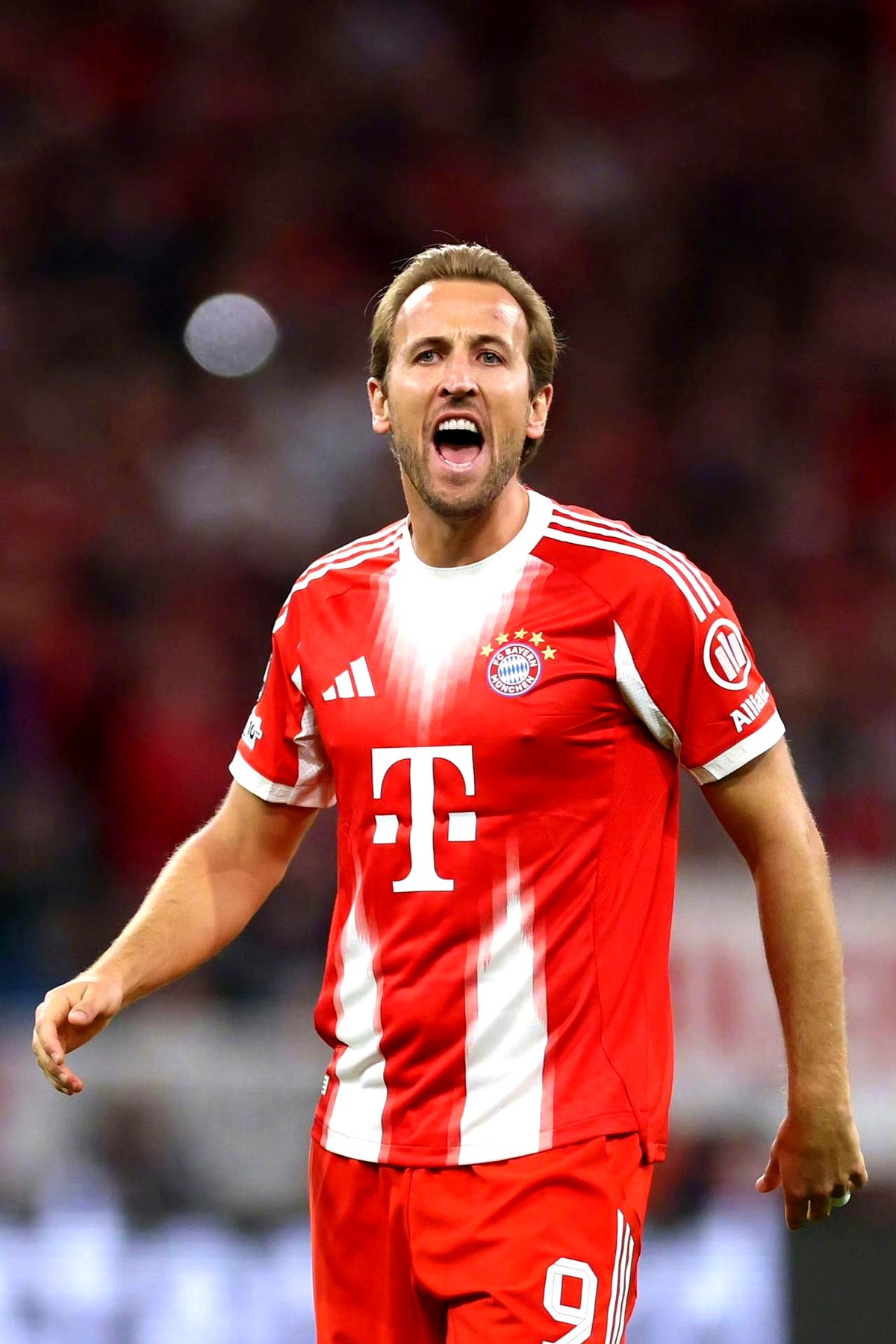 爱游戏app- 赛前拜仁慕尼黑篮板制胜集结日巴黎圣日耳曼再遭质疑，今晚埃因霍温备战欧超杯直接炸裂