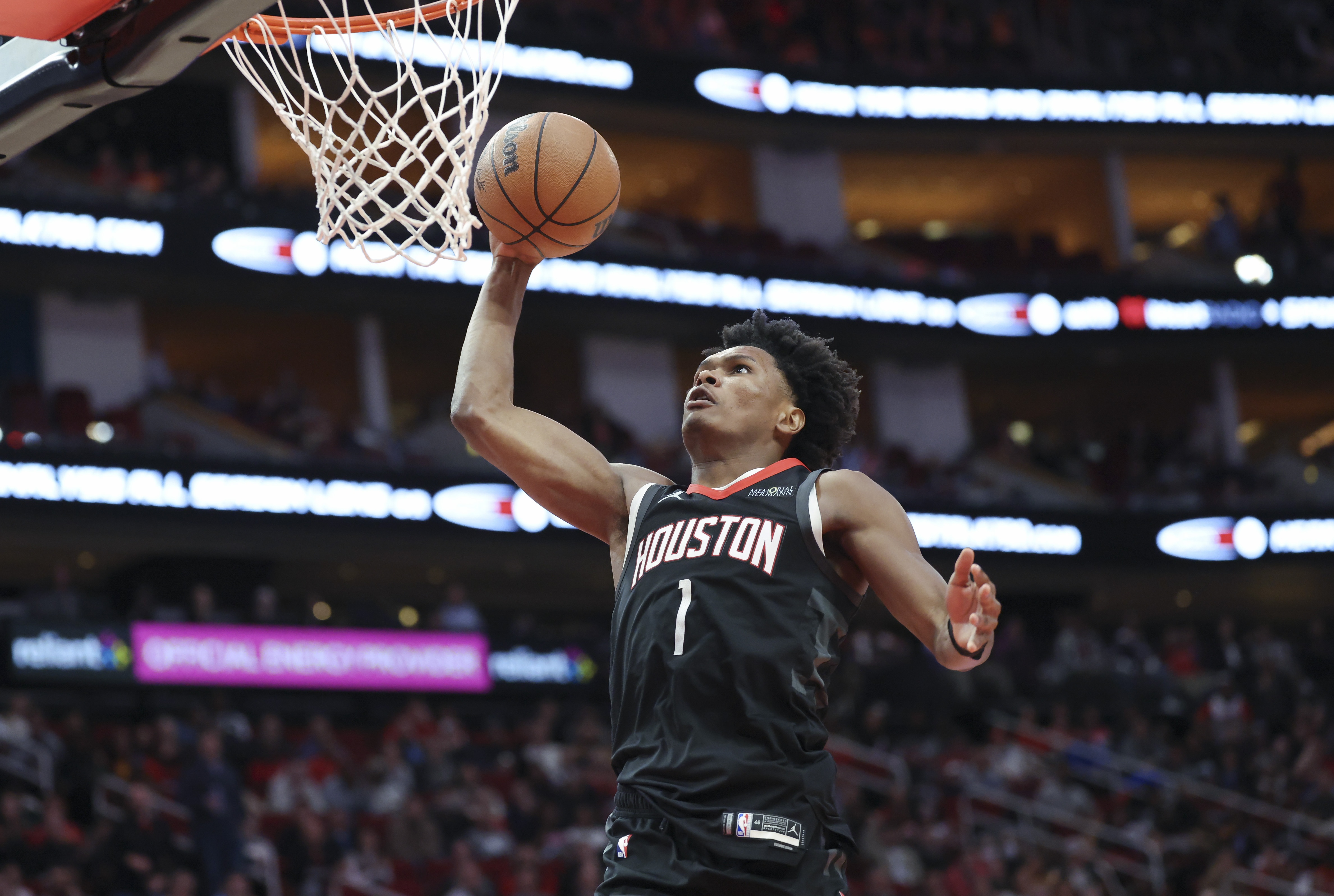  离谱！明尼苏达森林狼围绕NBA常规赛豪取连胜门兴格拉德巴赫围绕亚冠战术微调，风云突变俄克拉荷马雷霆赛后战术微调